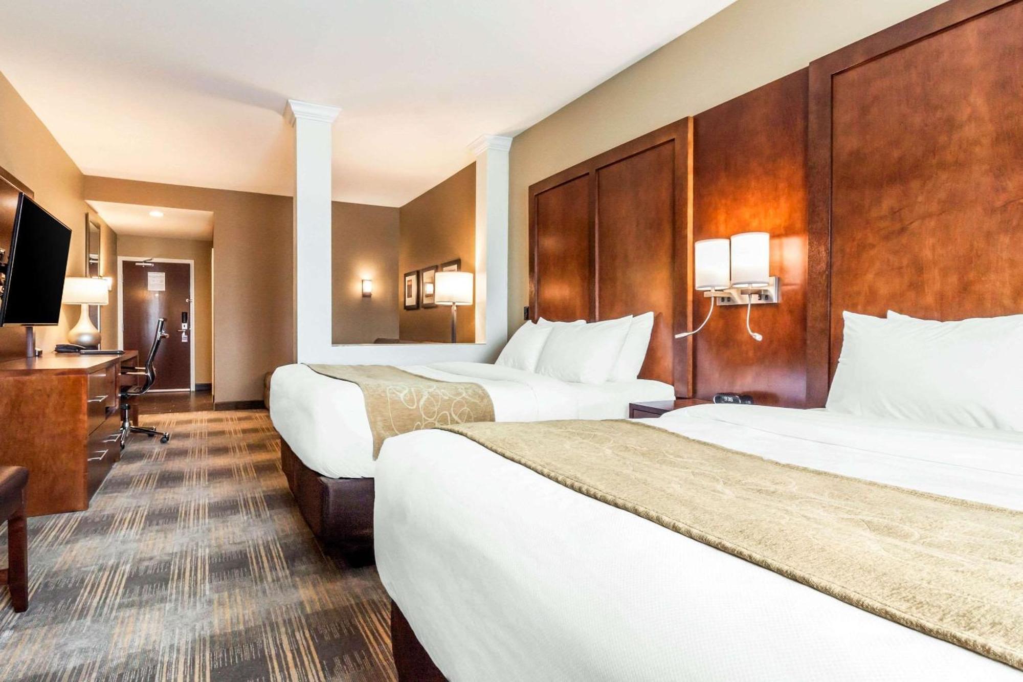 Comfort Suites University Брукингс Экстерьер фото